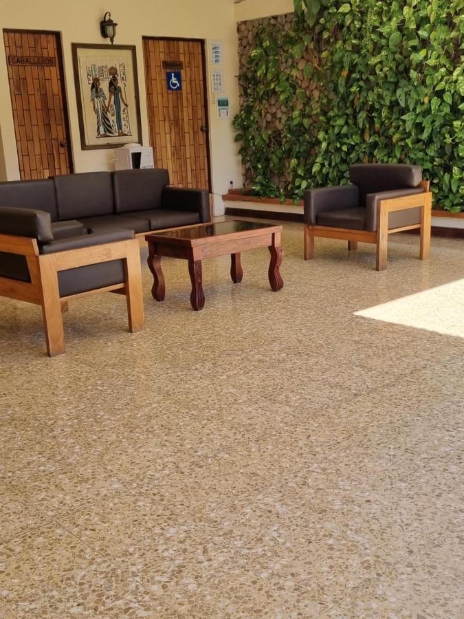 Hotel La Siesta ลิเบเรีย ภายนอก รูปภาพ